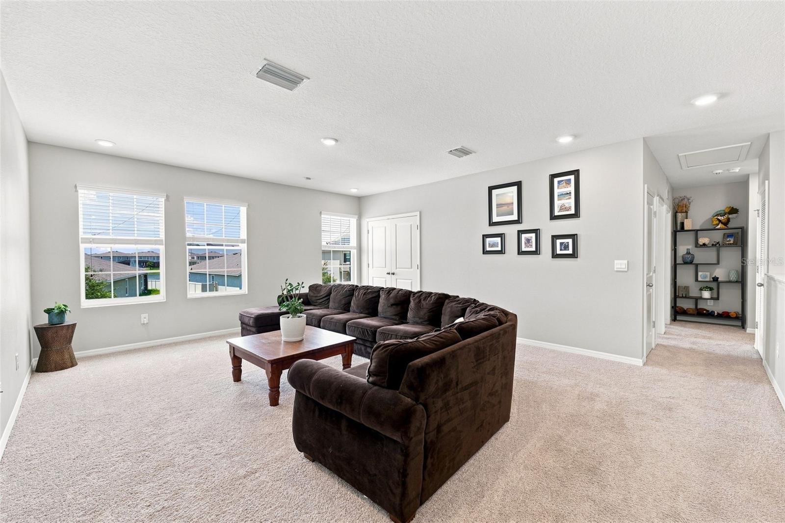 8673 BOWER BASS CIRCLE, Wesley Chapel, FL 33545