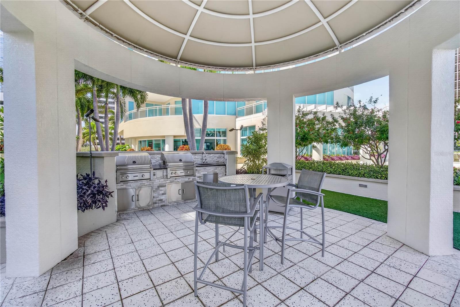 Resort-Caliber Pool Terrace