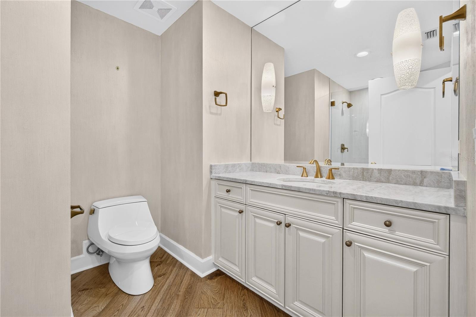 100 BEACH DRIVE NE, #401, St Petersburg, FL 33701