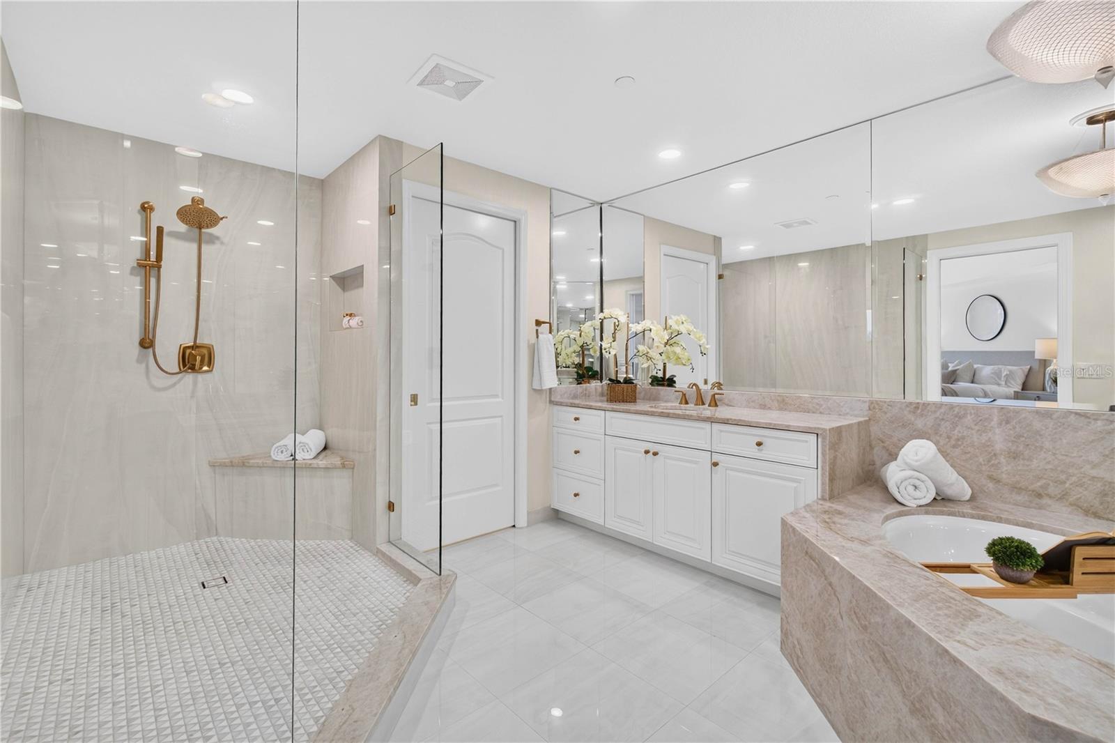 100 BEACH DRIVE NE, #401, St Petersburg, FL 33701