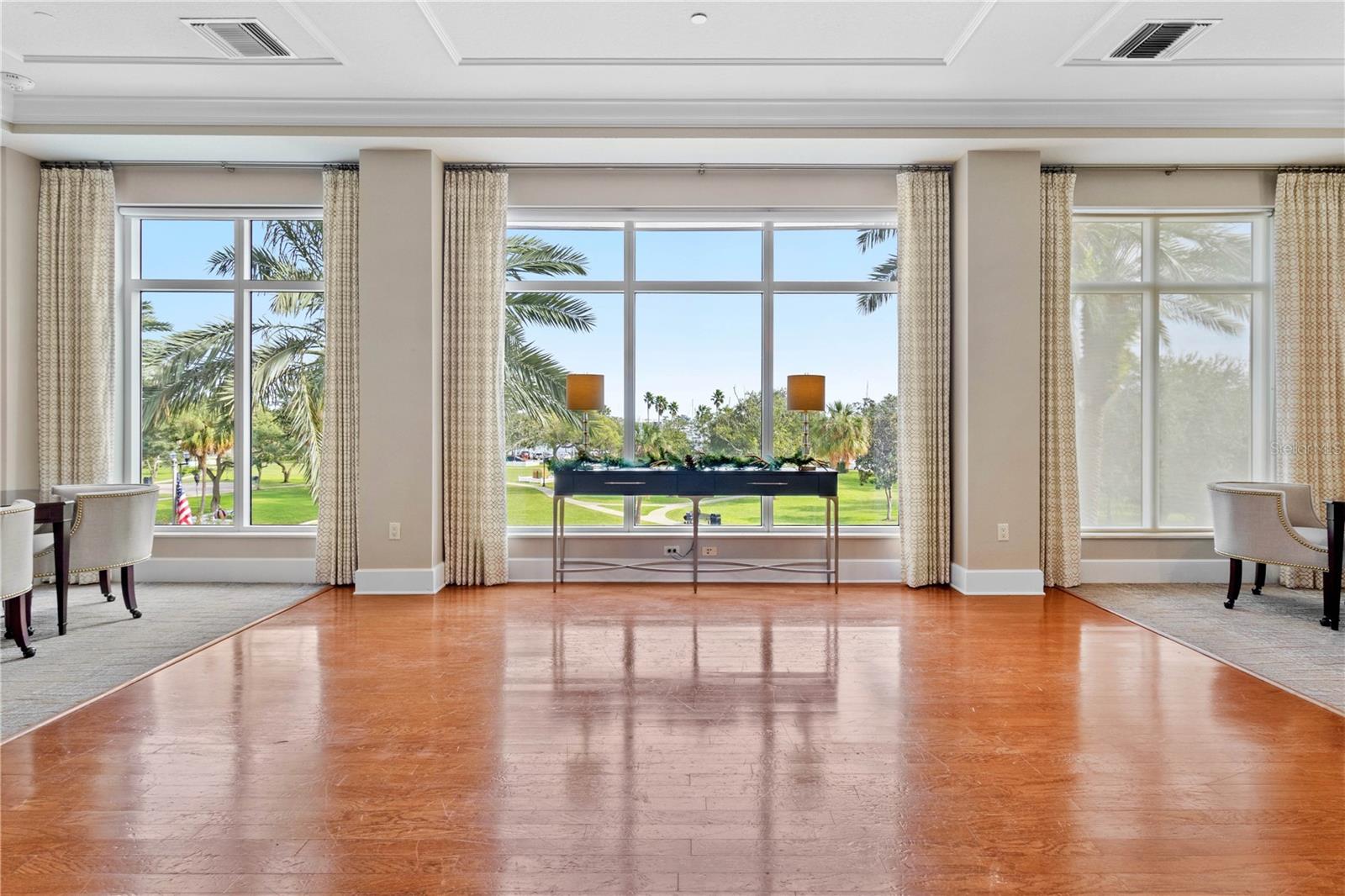 100 BEACH DRIVE NE, #401, St Petersburg, FL 33701