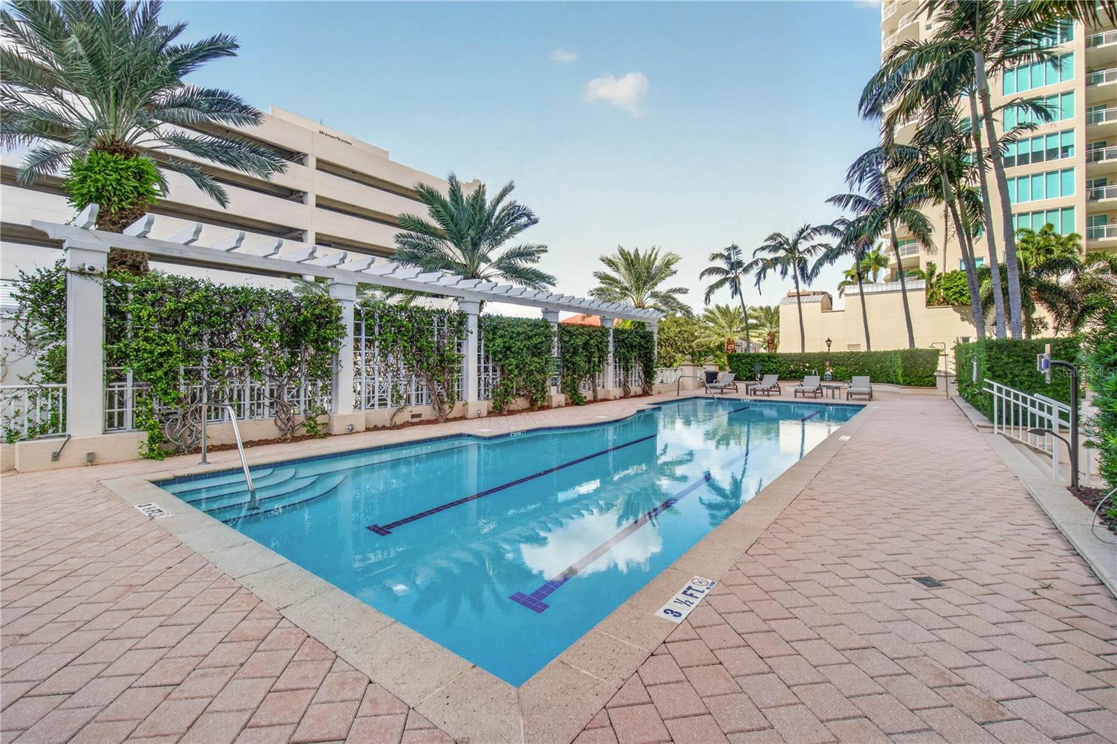 100 BEACH DRIVE NE, #401, St Petersburg, FL 33701