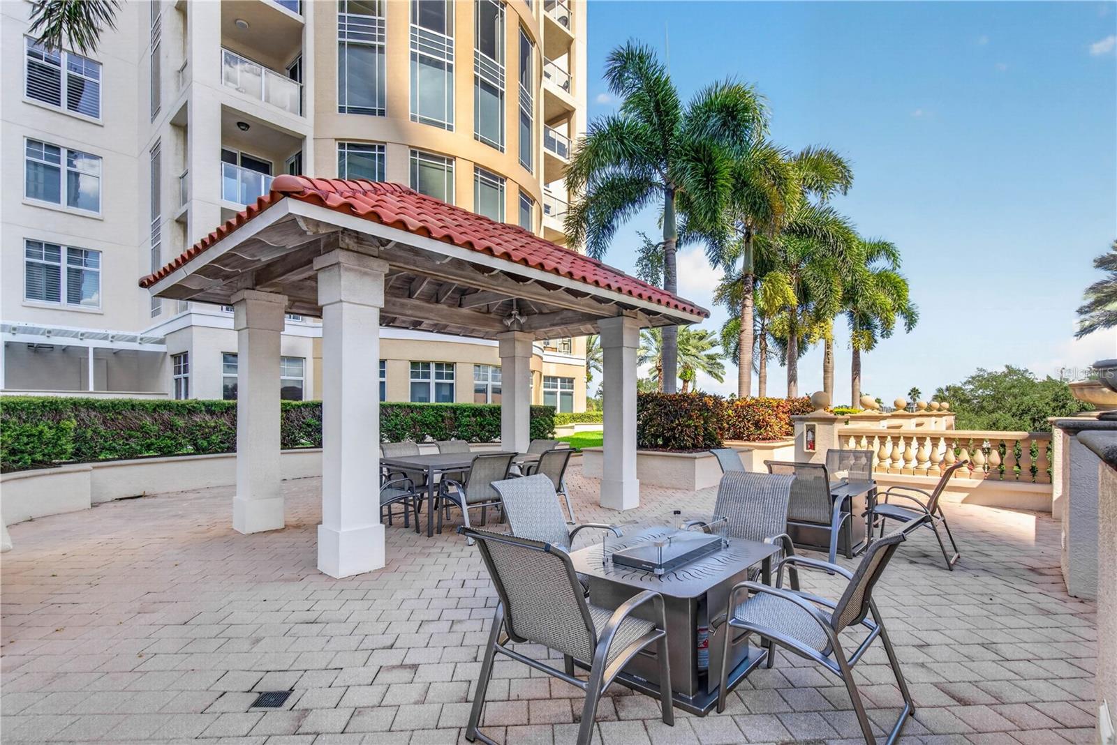 100 BEACH DRIVE NE, #401, St Petersburg, FL 33701