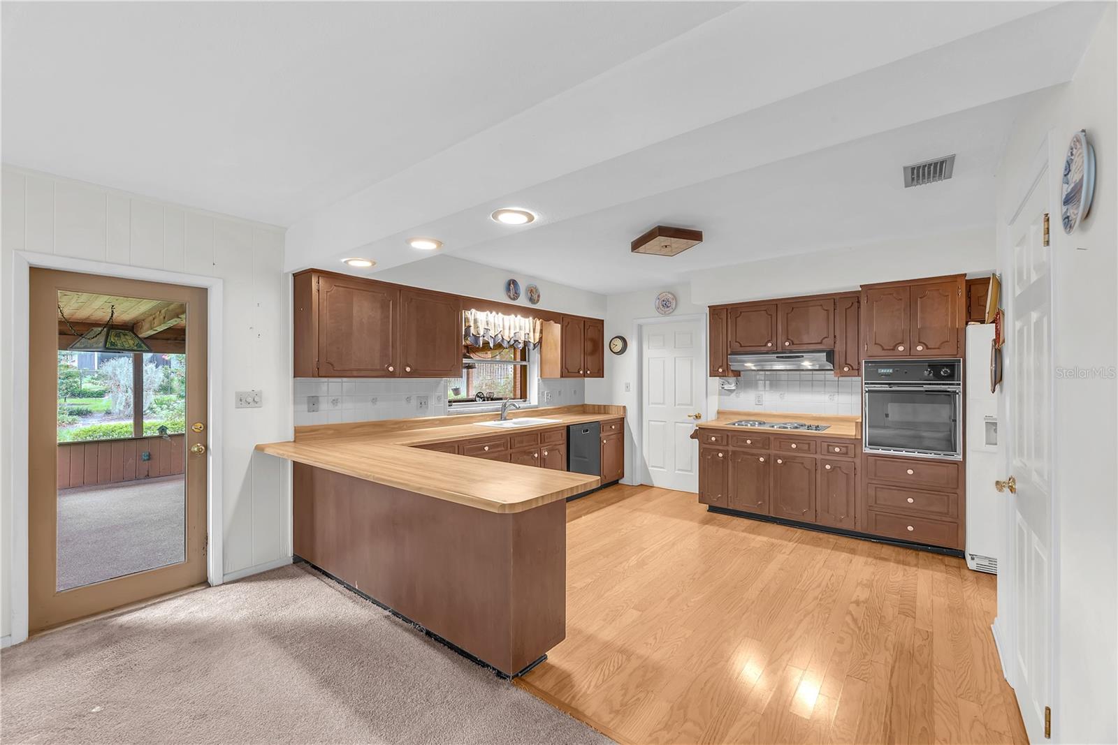110 ASHBROOK DRIVE, Brandon, FL 33511