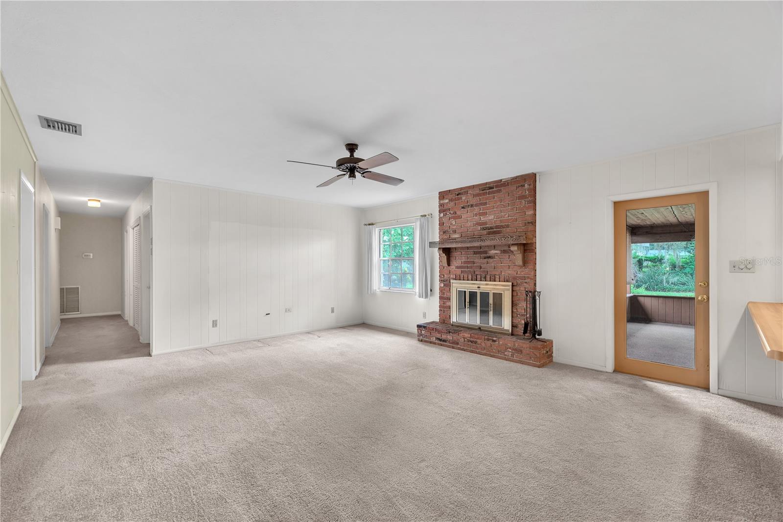 110 ASHBROOK DRIVE, Brandon, FL 33511