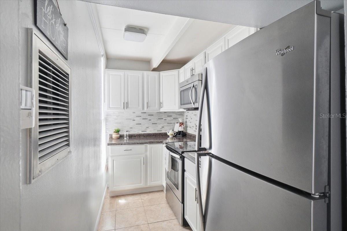2237 CLUB CIRCLE, Lake Wales, FL 33854
