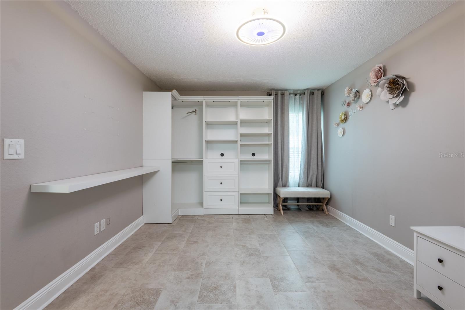 1944 ELAINE DRIVE, #1944, Clearwater, FL 33760