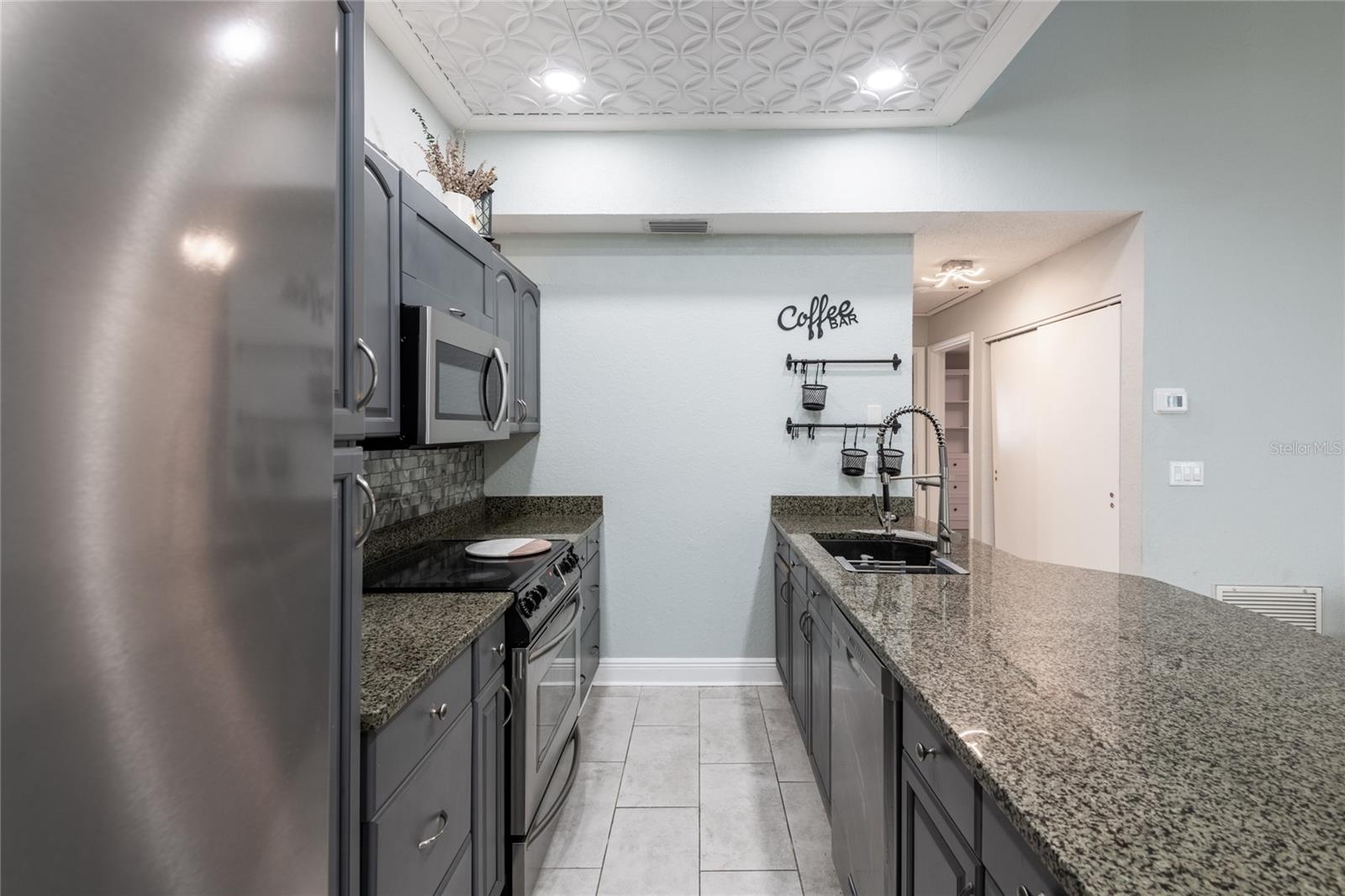1944 ELAINE DRIVE, #1944, Clearwater, FL 33760