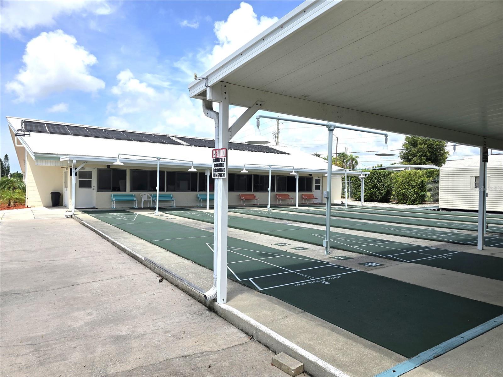 Shuffleboard court