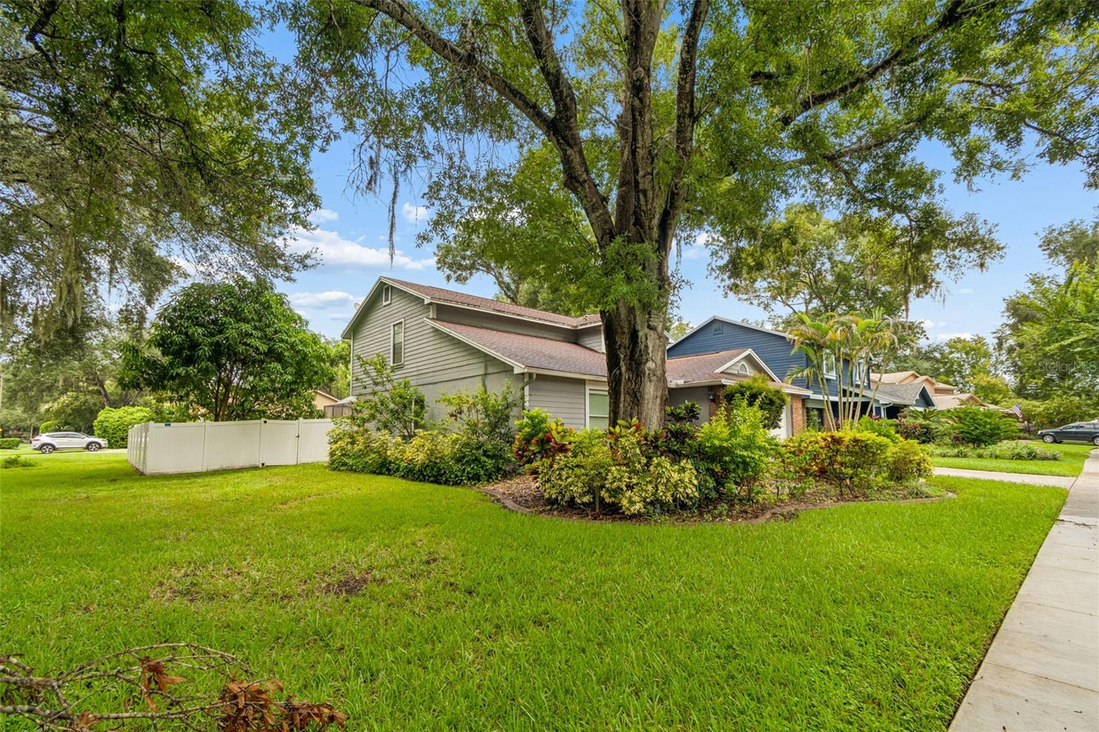 16507 CRANWOOD PLACE, Tampa, FL 33618 16507 CRANWOOD PLACE, Tampa, FL 33618