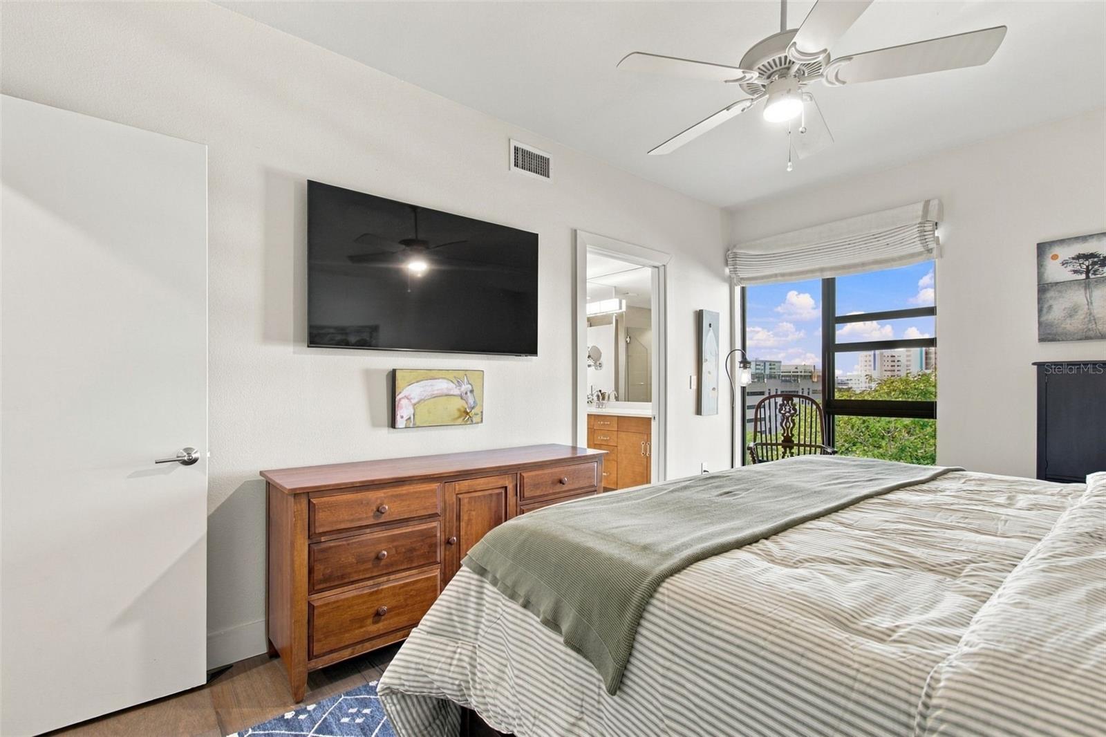 199 DALI BOULEVARD, #807, St Petersburg, FL 33701