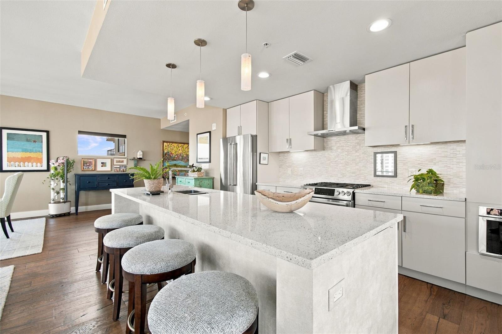 199 DALI BOULEVARD, #807, St Petersburg, FL 33701
