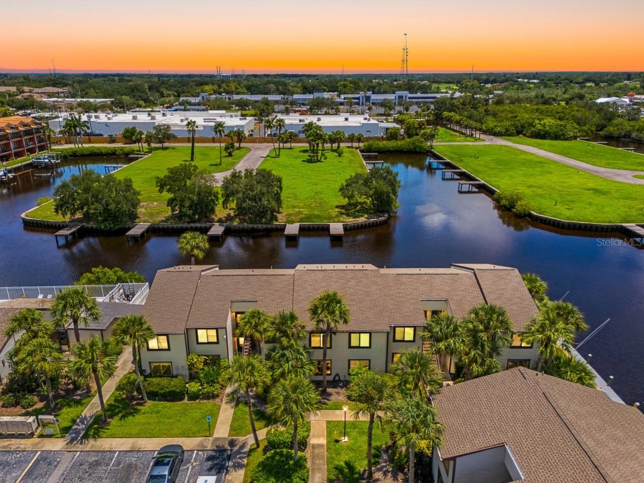 428 MOORINGS COVE DRIVE, #7F, Tarpon Springs, FL 34689