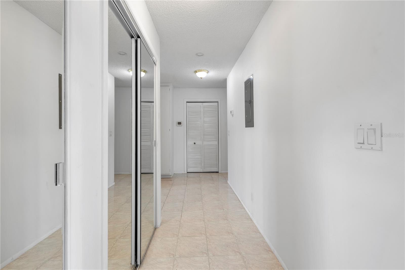 428 MOORINGS COVE DRIVE, #7F, Tarpon Springs, FL 34689