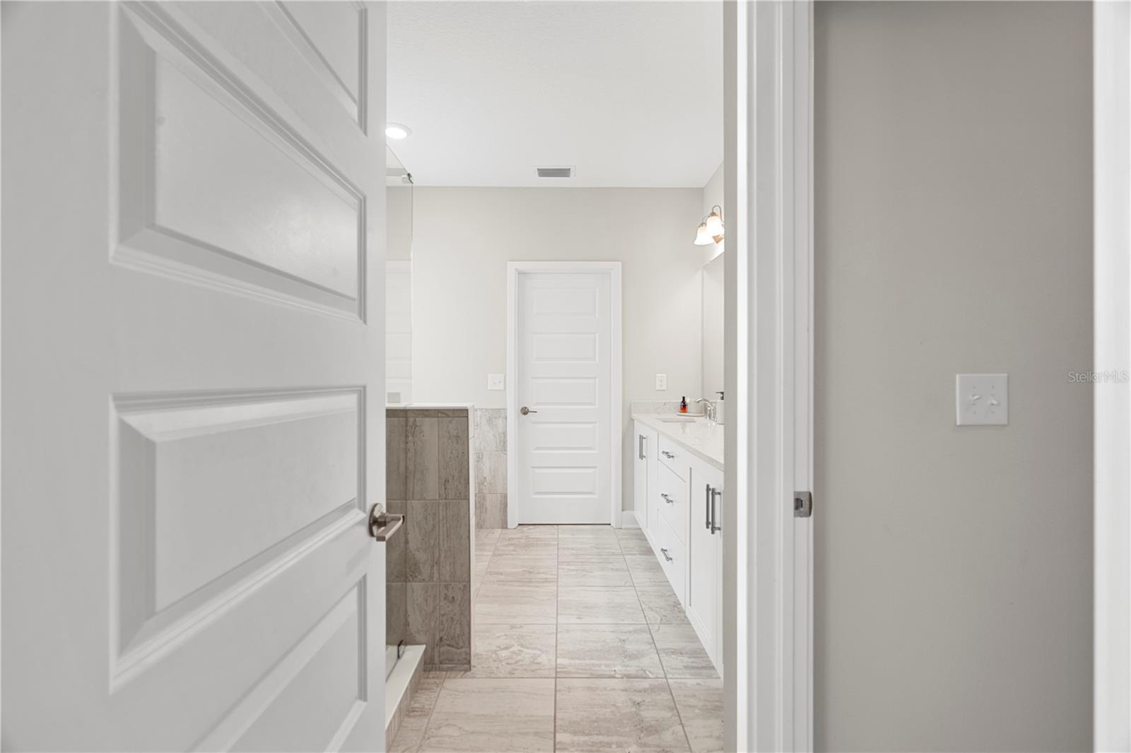 1415 CRYSTAL LAKE DRIVE, Lakeland, FL 33801