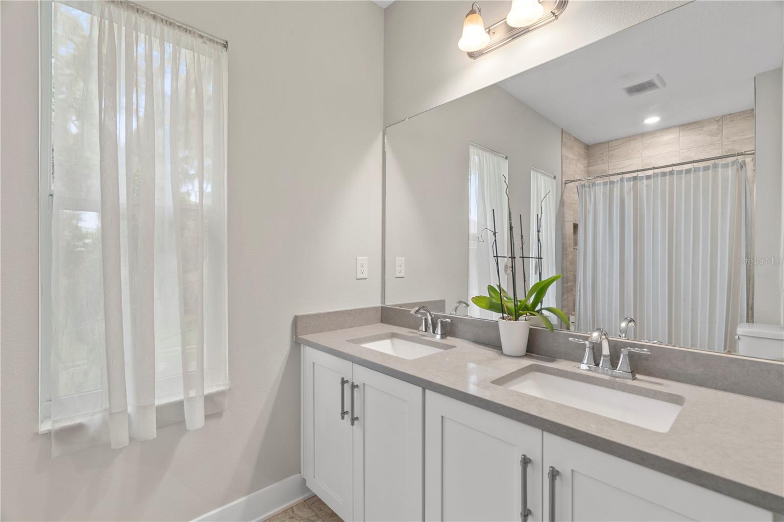 1415 CRYSTAL LAKE DRIVE, Lakeland, FL 33801