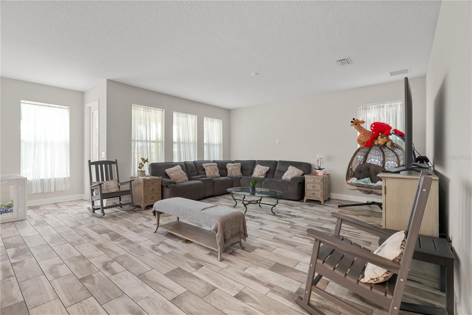 1415 CRYSTAL LAKE DRIVE, Lakeland, FL 33801