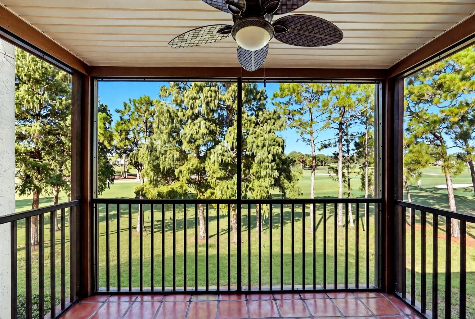 2400 FEATHER SOUND DRIVE, #427, Clearwater, FL 33762