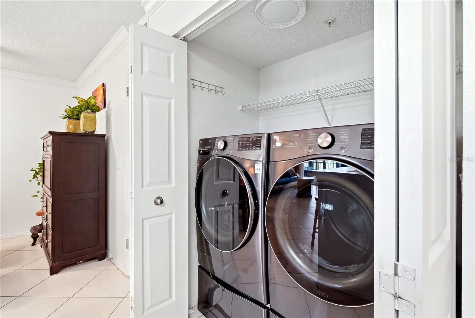 2400 FEATHER SOUND DRIVE, #427, Clearwater, FL 33762