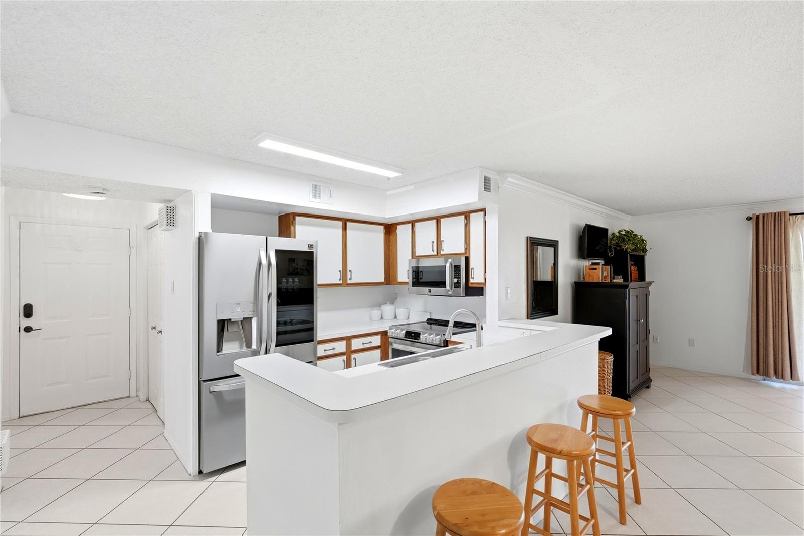 2400 FEATHER SOUND DRIVE, #427, Clearwater, FL 33762