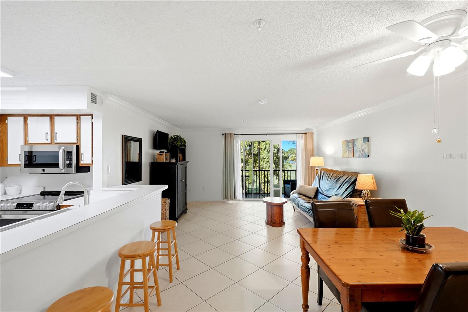 2400 FEATHER SOUND DRIVE, #427, Clearwater, FL 33762