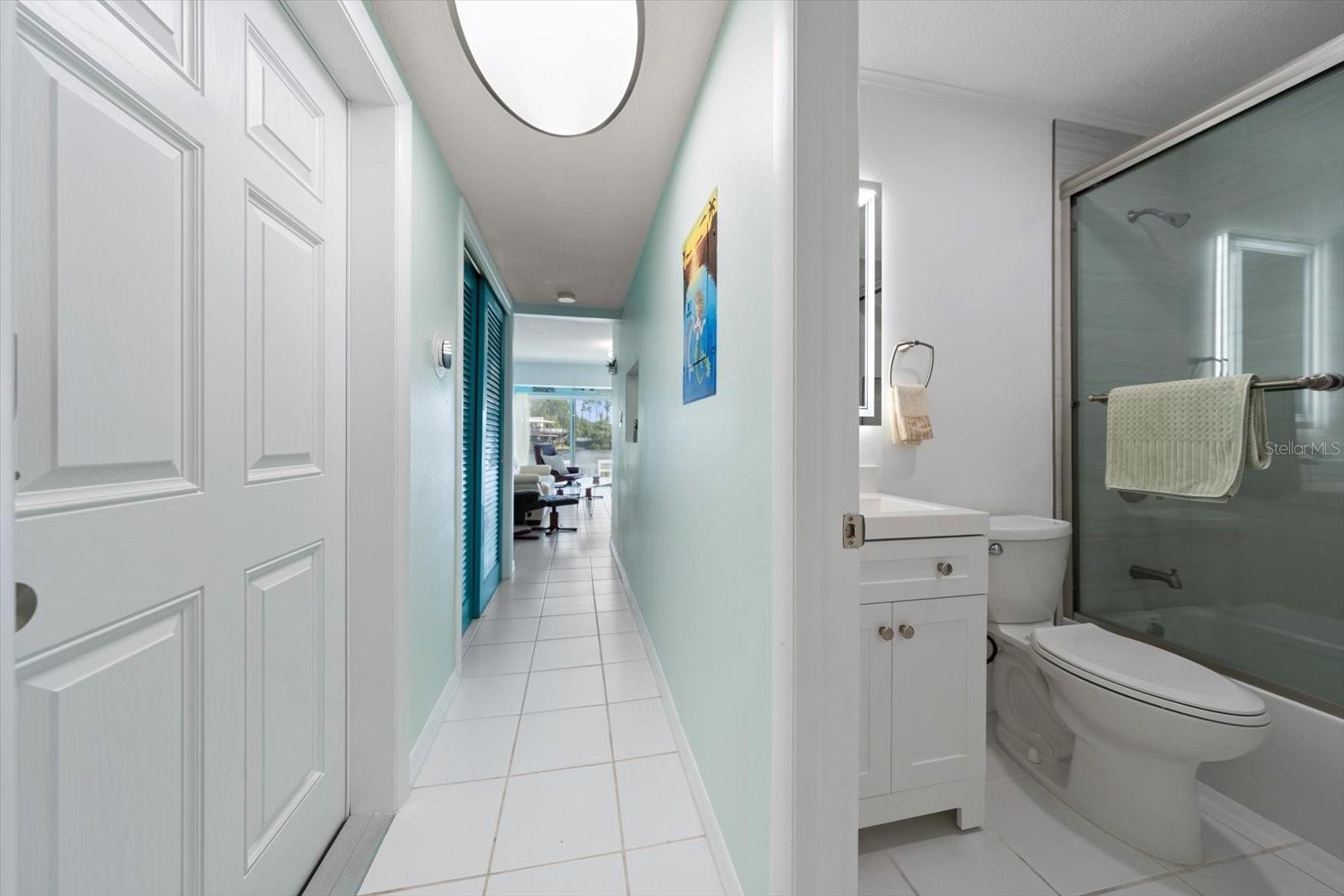 599 WESTWINDS DRIVE, #9, Palm Harbor, FL 34683