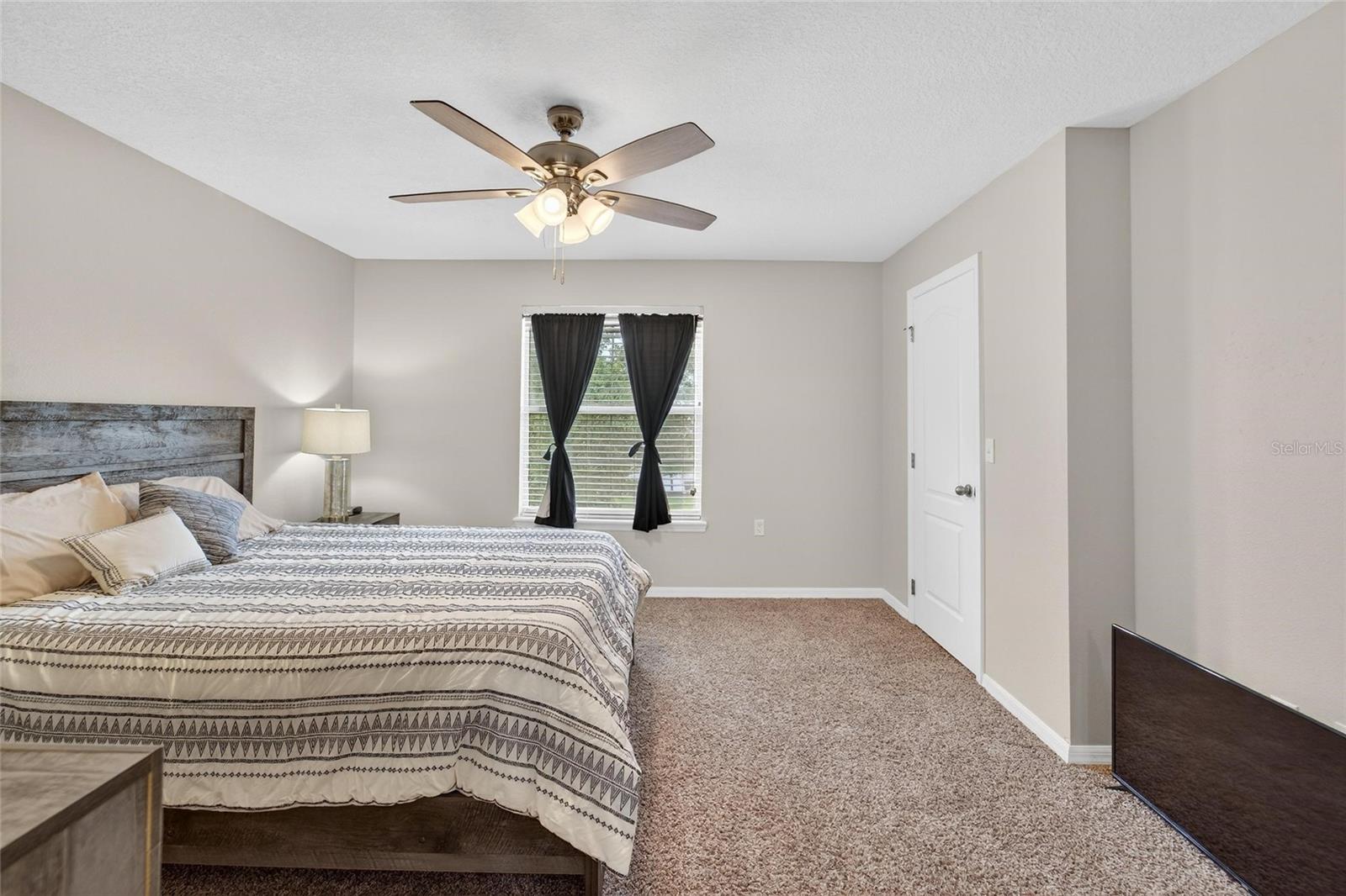 2052 GREENWOOD VALLEY DRIVE, Plant City, FL 33563