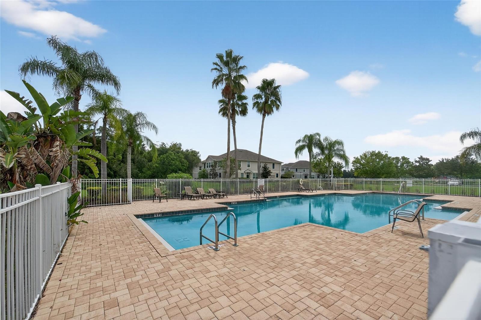 2052 GREENWOOD VALLEY DRIVE, Plant City, FL 33563