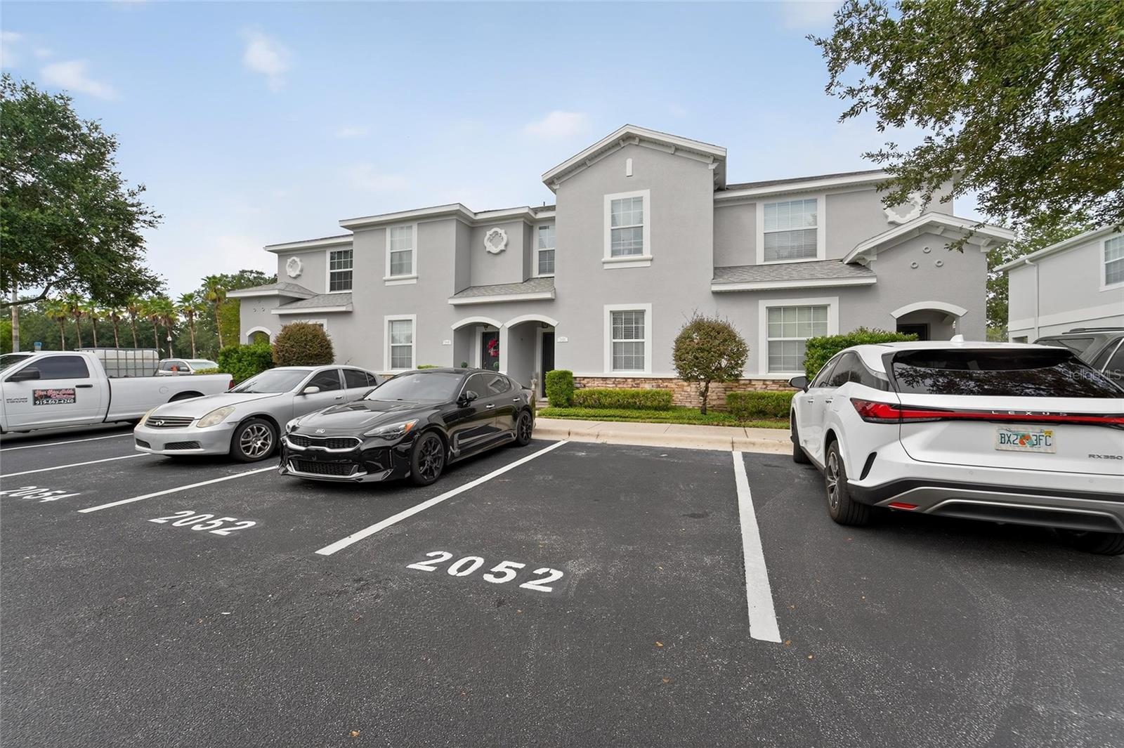 2052 GREENWOOD VALLEY DRIVE, Plant City, FL 33563