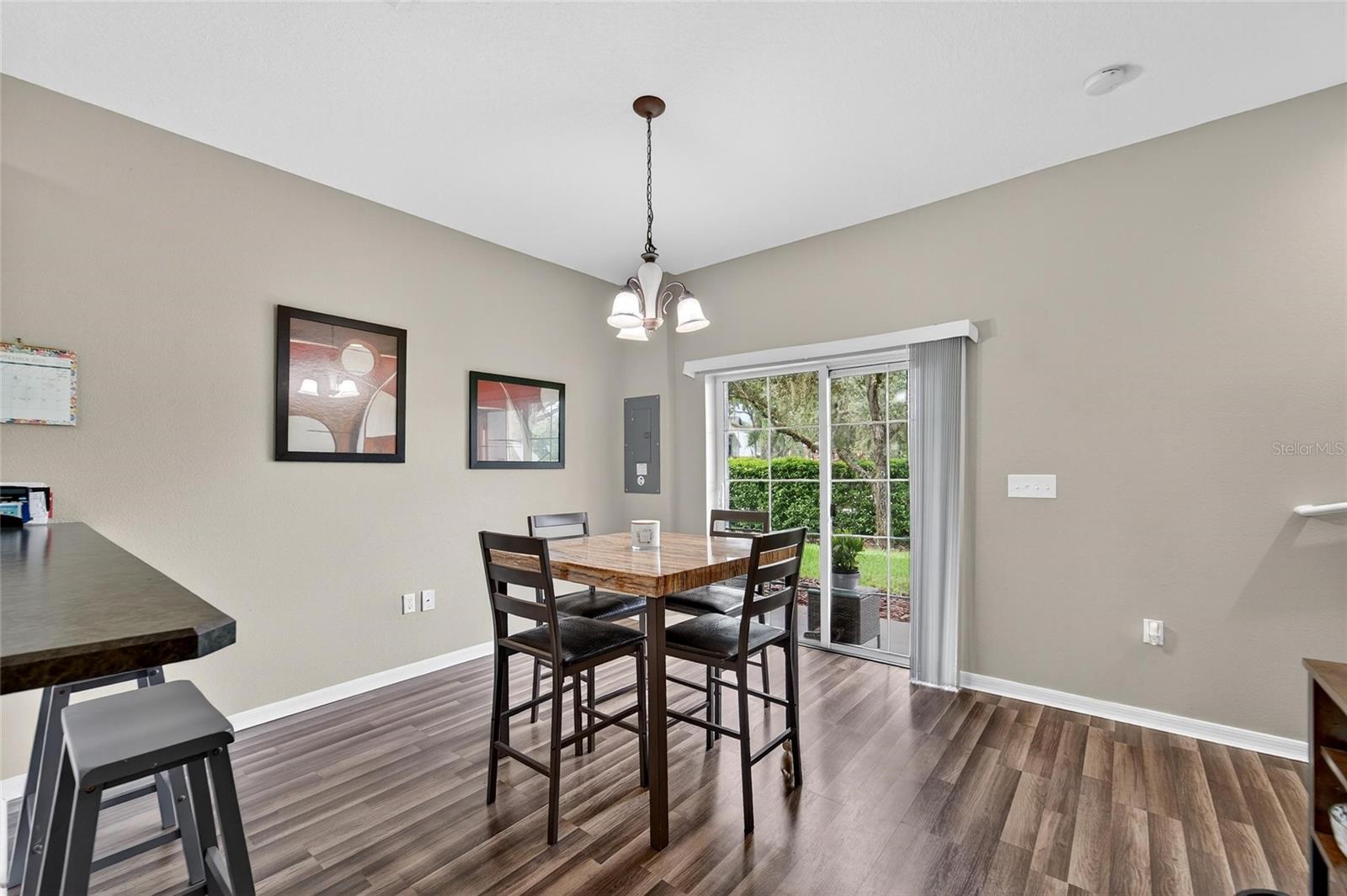 2052 GREENWOOD VALLEY DRIVE, Plant City, FL 33563