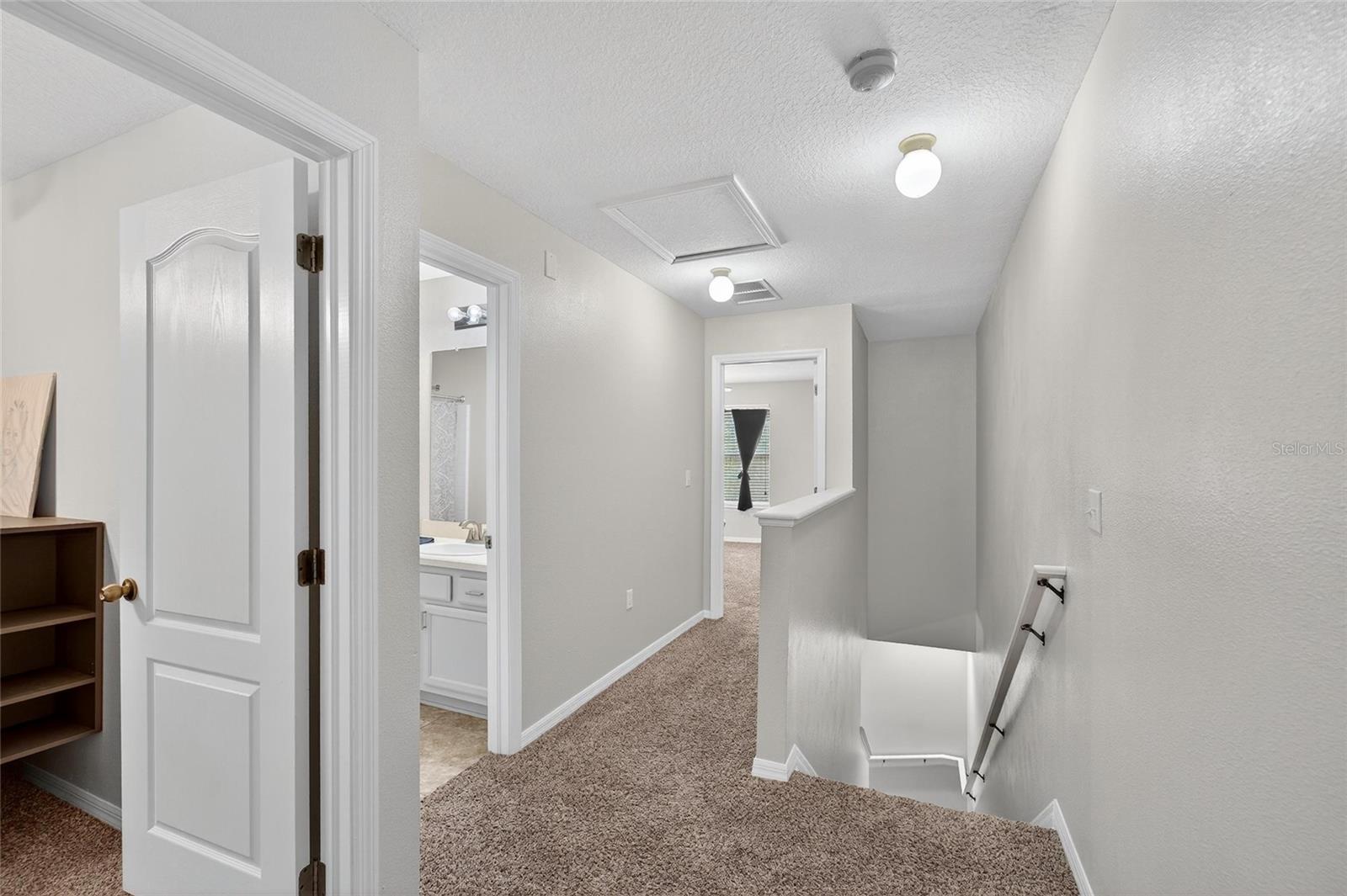 2052 GREENWOOD VALLEY DRIVE, Plant City, FL 33563