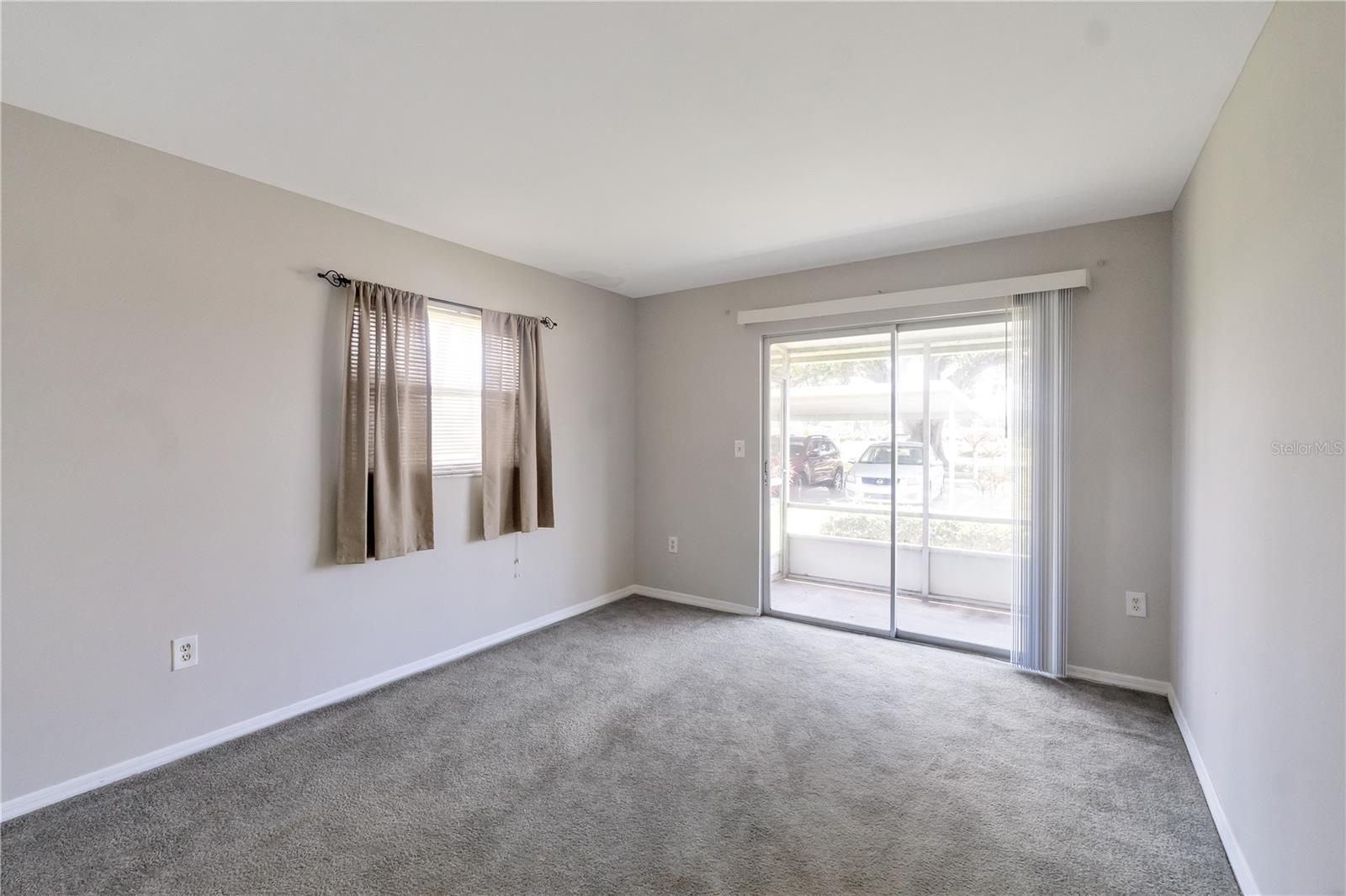 201 KINGS BOULEVARD, #5, Sun City Center, FL 33573