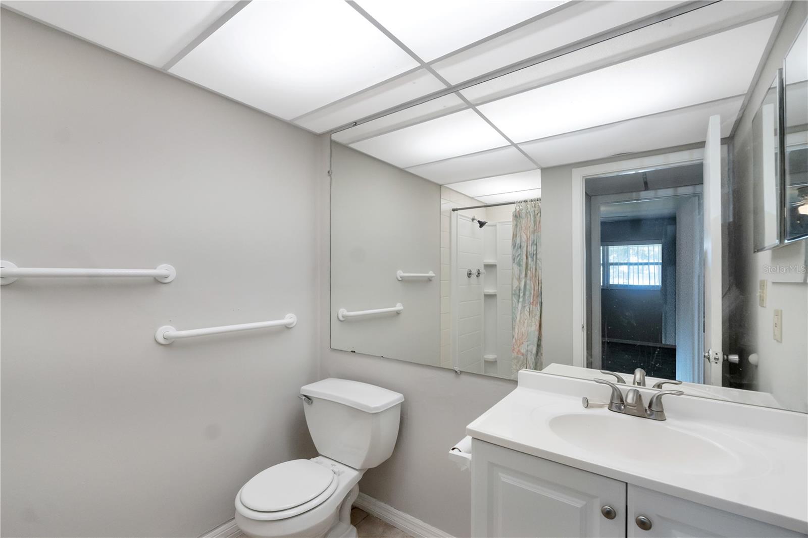 201 KINGS BOULEVARD, #5, Sun City Center, FL 33573