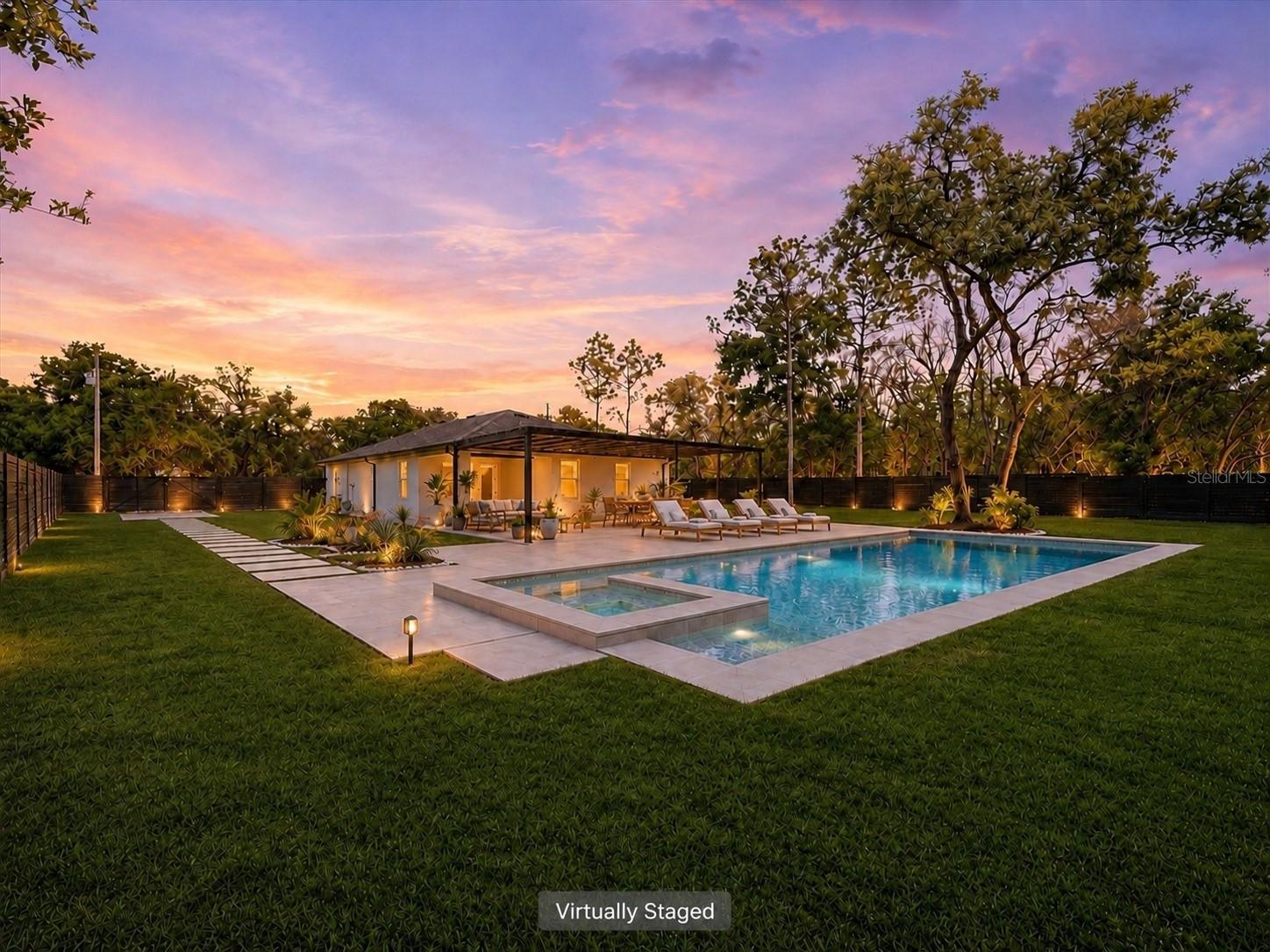 Virtual Walkway, Patio & Pool