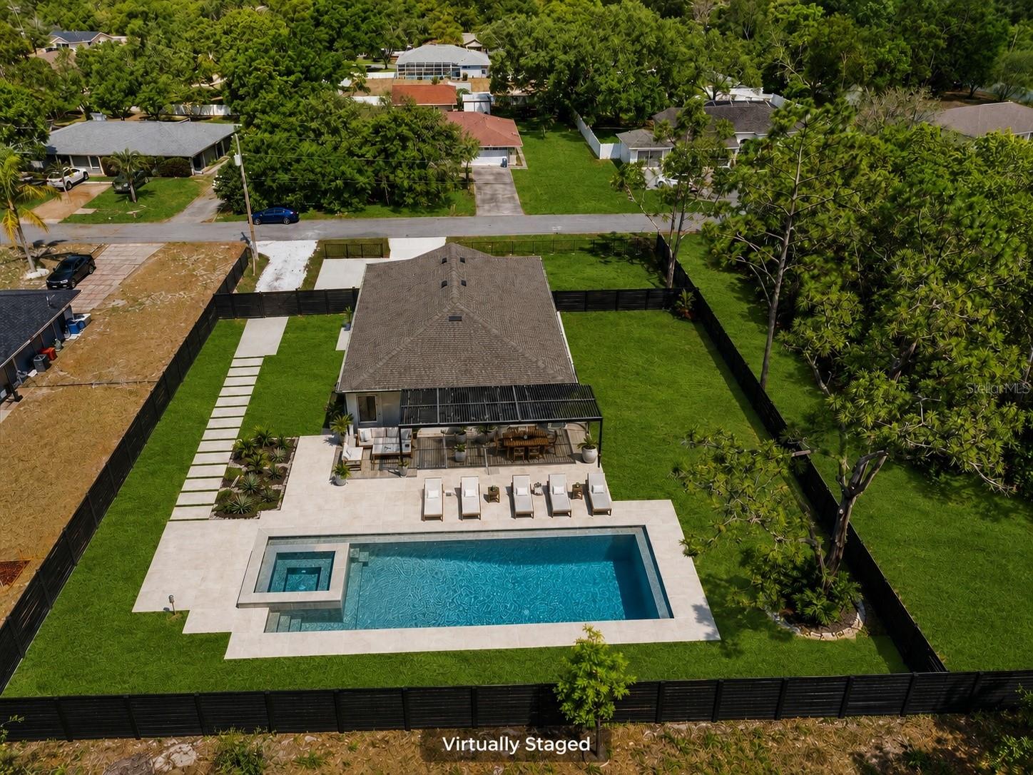 Virtual Walkway, Patio & Pool