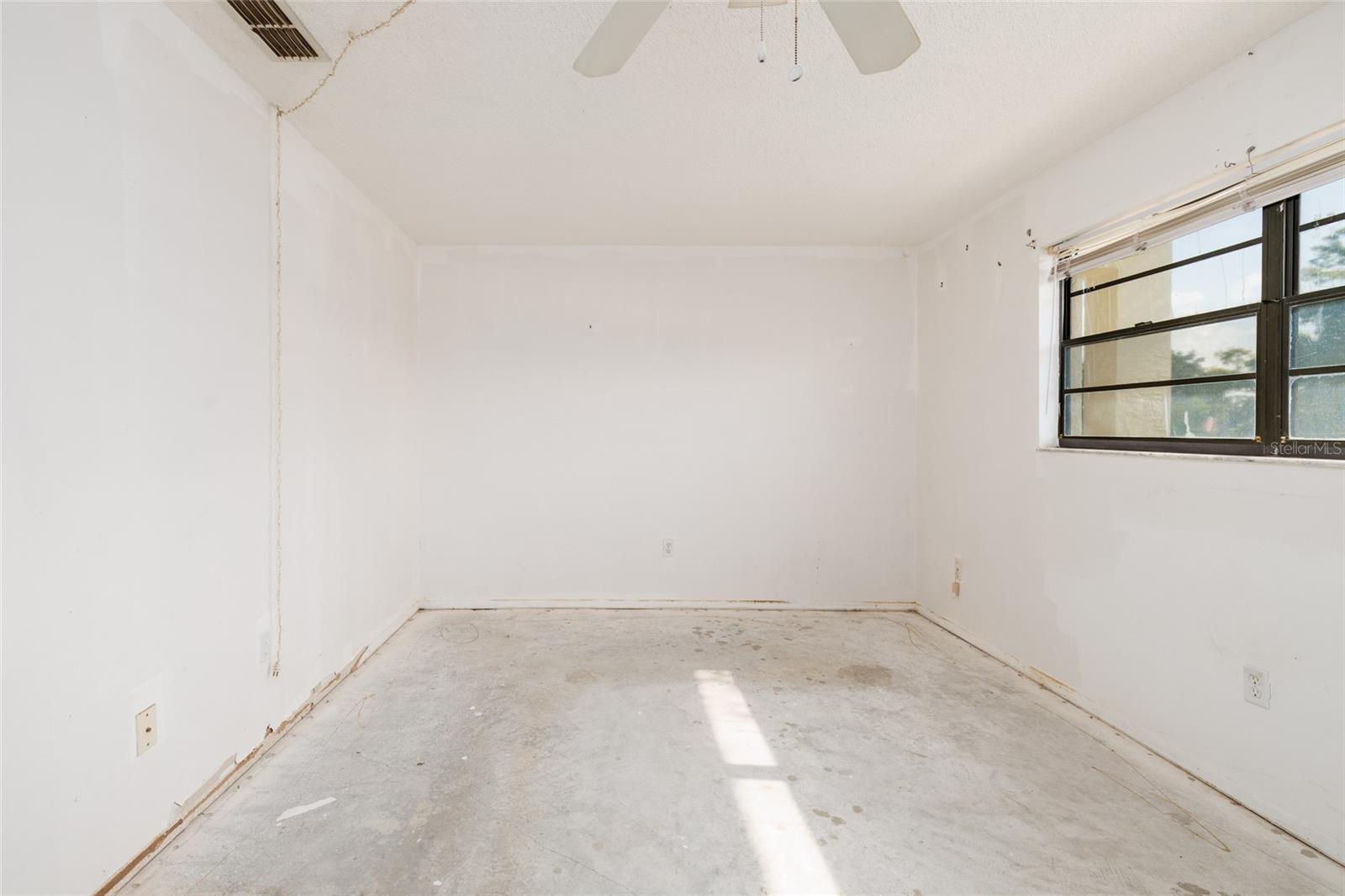 5980 TERRACE PARK DRIVE N, #208, St Petersburg, FL 33709