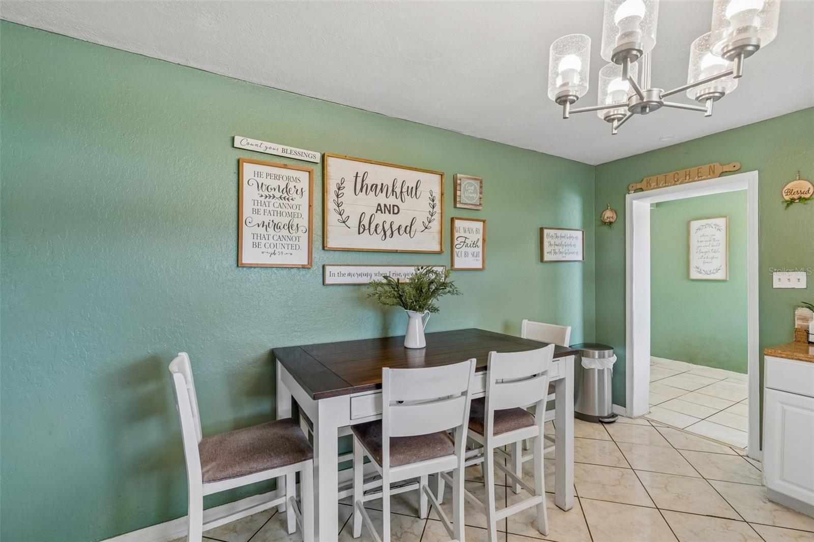 7307 N HUNTLEY AVENUE, Tampa, FL 33604