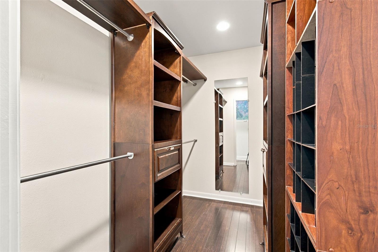 205 5TH AVENUE N, #201, St Petersburg, FL 33701