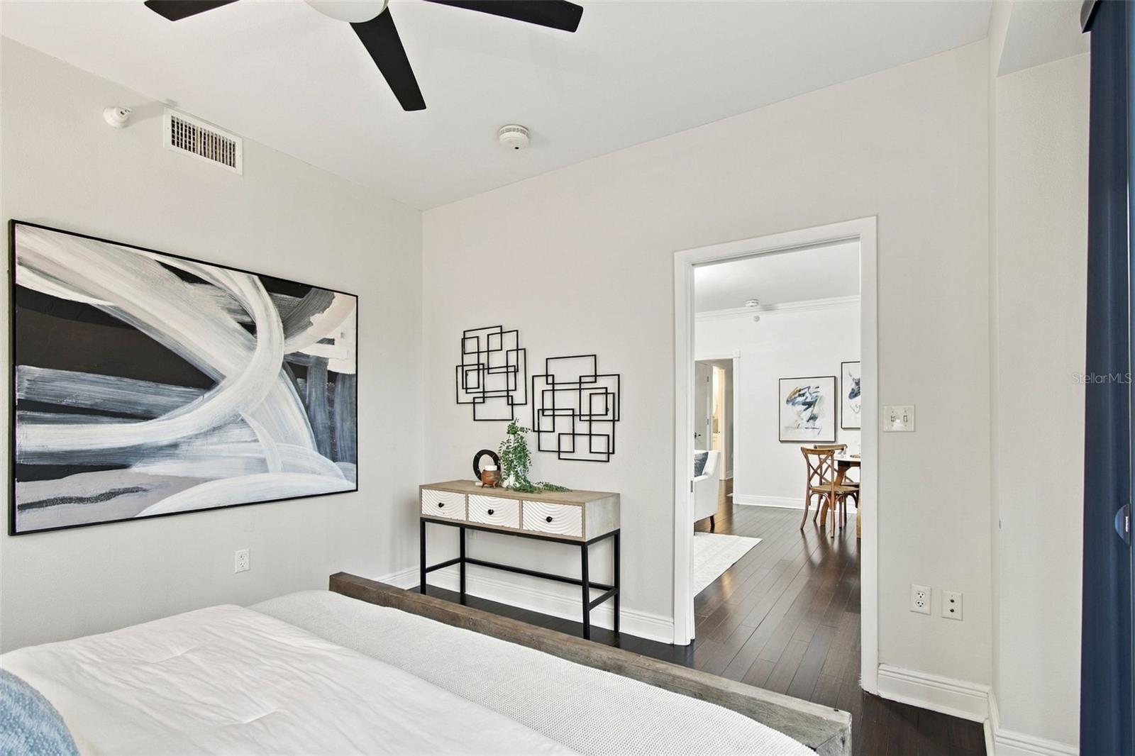 205 5TH AVENUE N, #201, St Petersburg, FL 33701