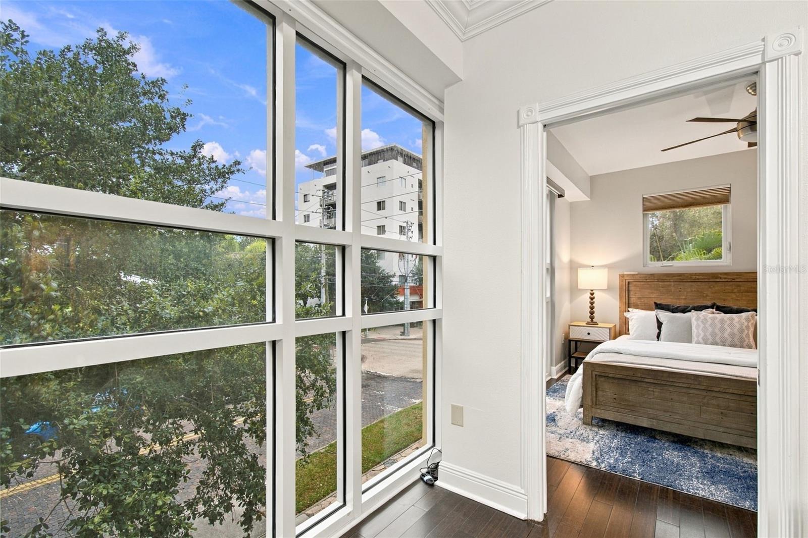 205 5TH AVENUE N, #201, St Petersburg, FL 33701