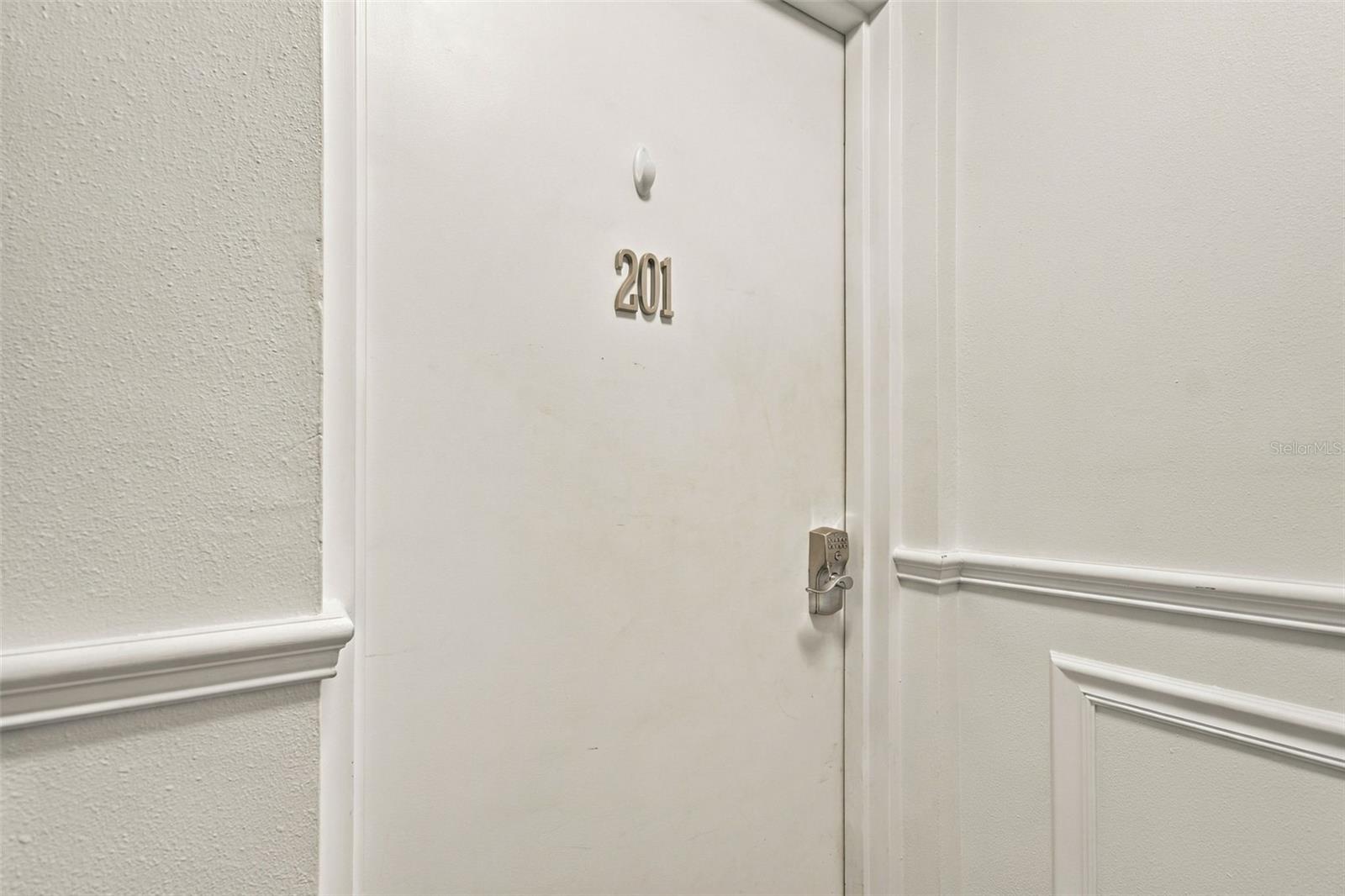 205 5TH AVENUE N, #201, St Petersburg, FL 33701