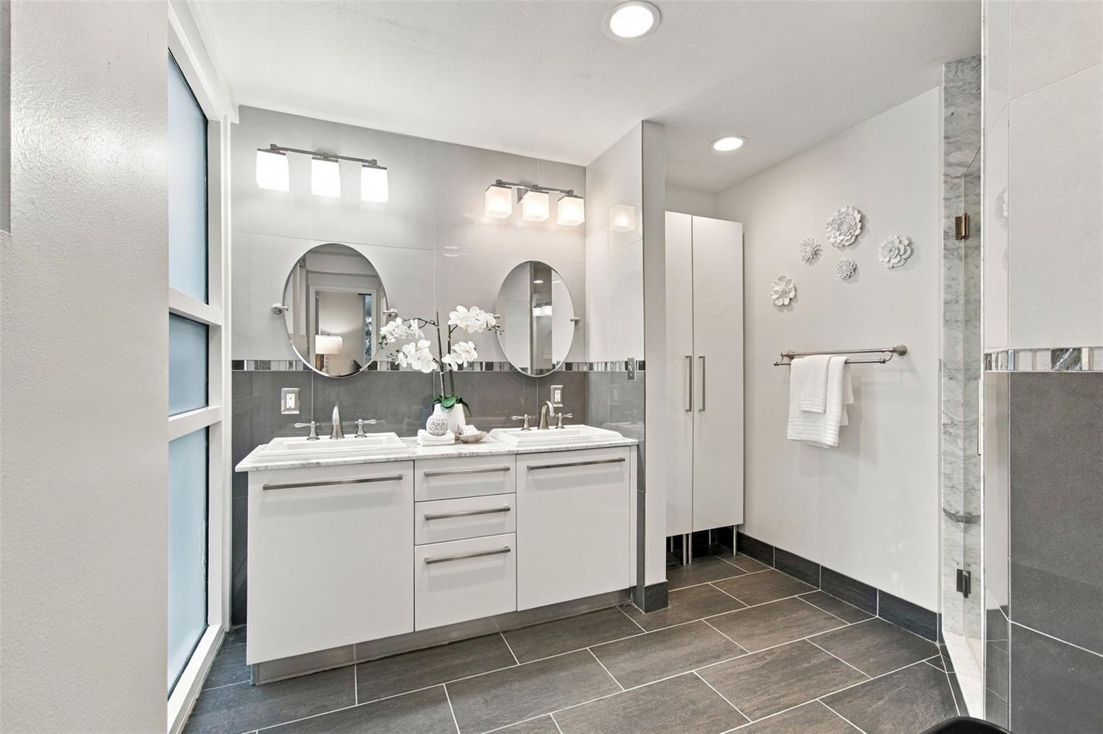 205 5TH AVENUE N, #201, St Petersburg, FL 33701