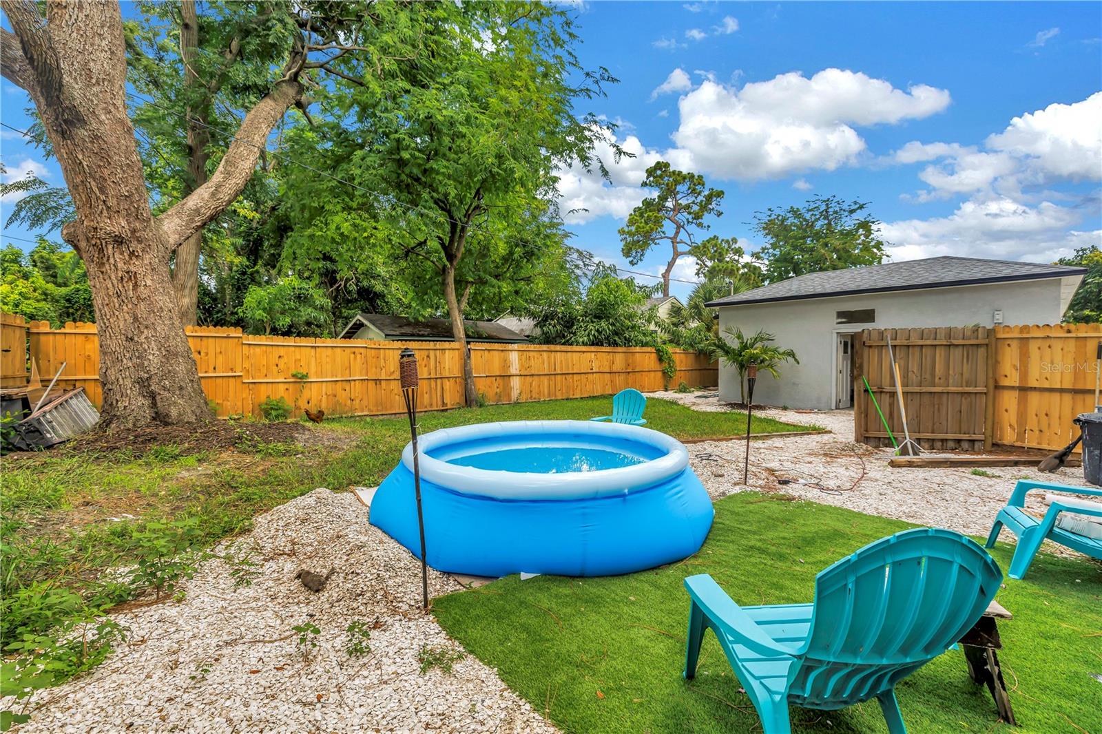 2000 27TH AVENUE N, St Petersburg, FL 33713