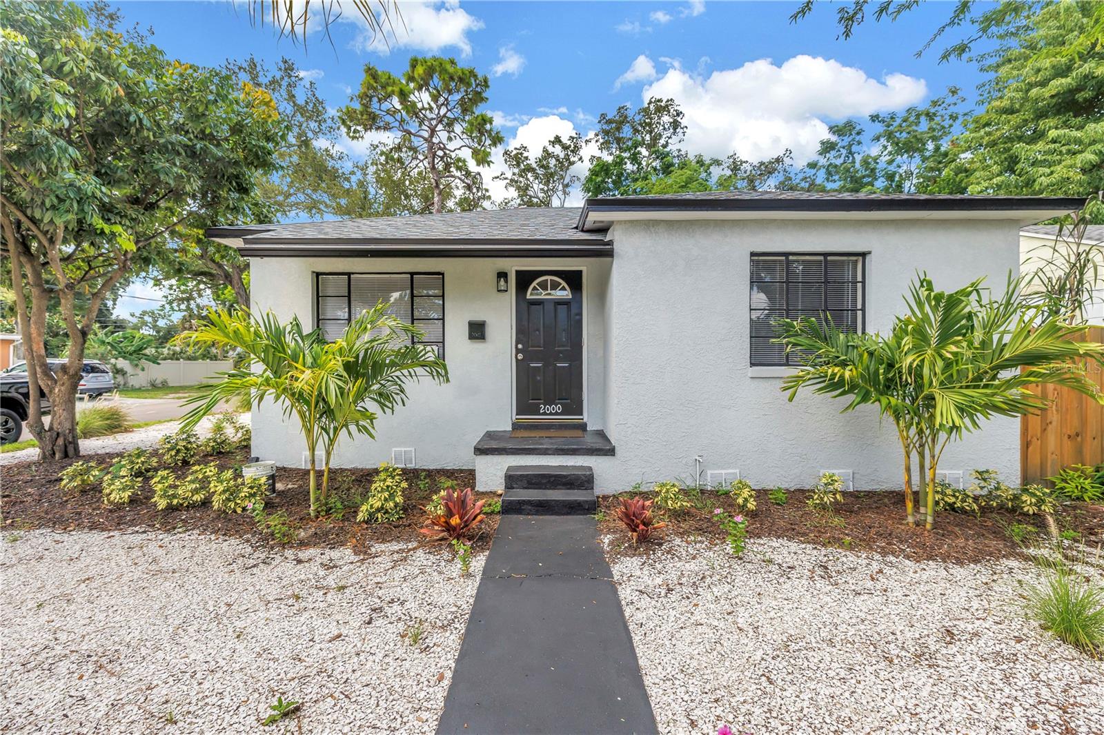 2000 27TH AVENUE N, St Petersburg, FL 33713