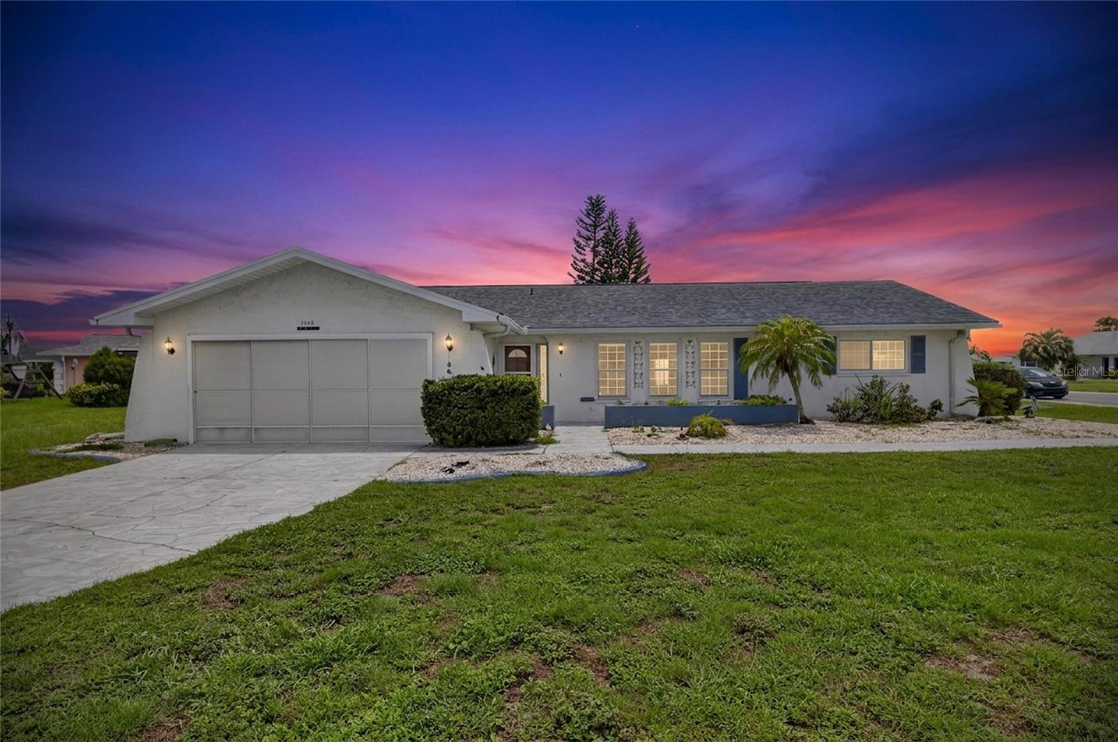 1743 COCO PALM CIRCLE, Sun City Center, FL 33573 1743 COCO PALM CIRCLE, Sun City Center, FL 33573