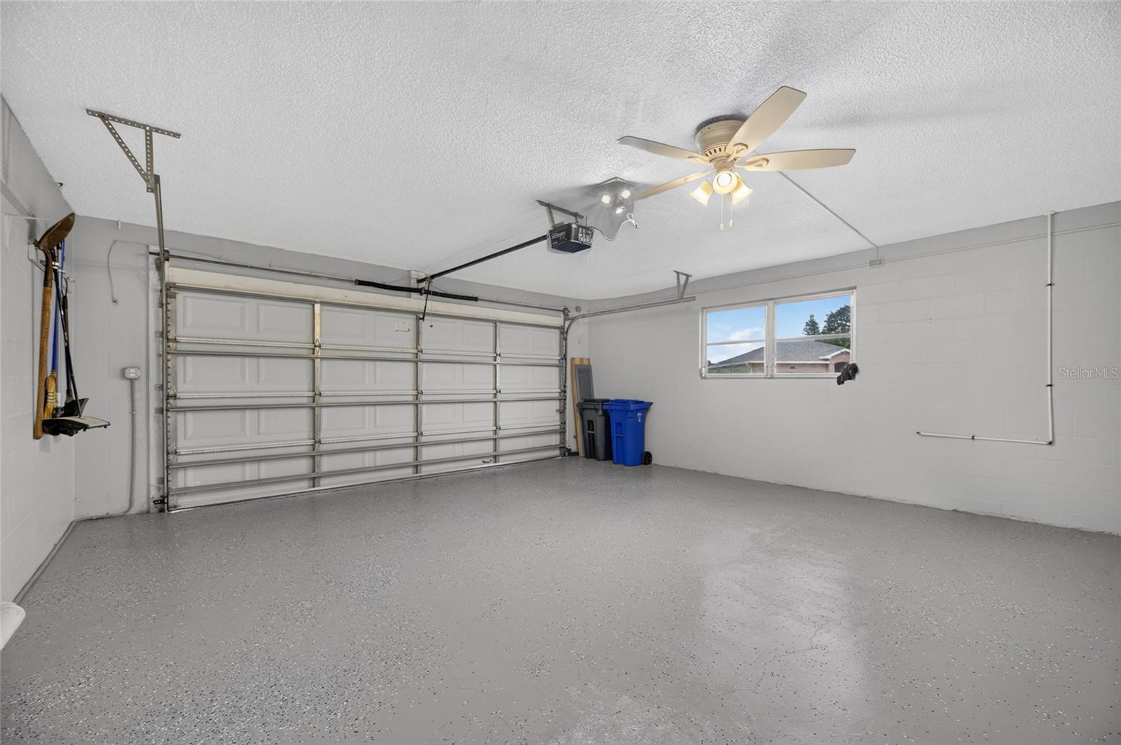 1743 COCO PALM CIRCLE, Sun City Center, FL 33573