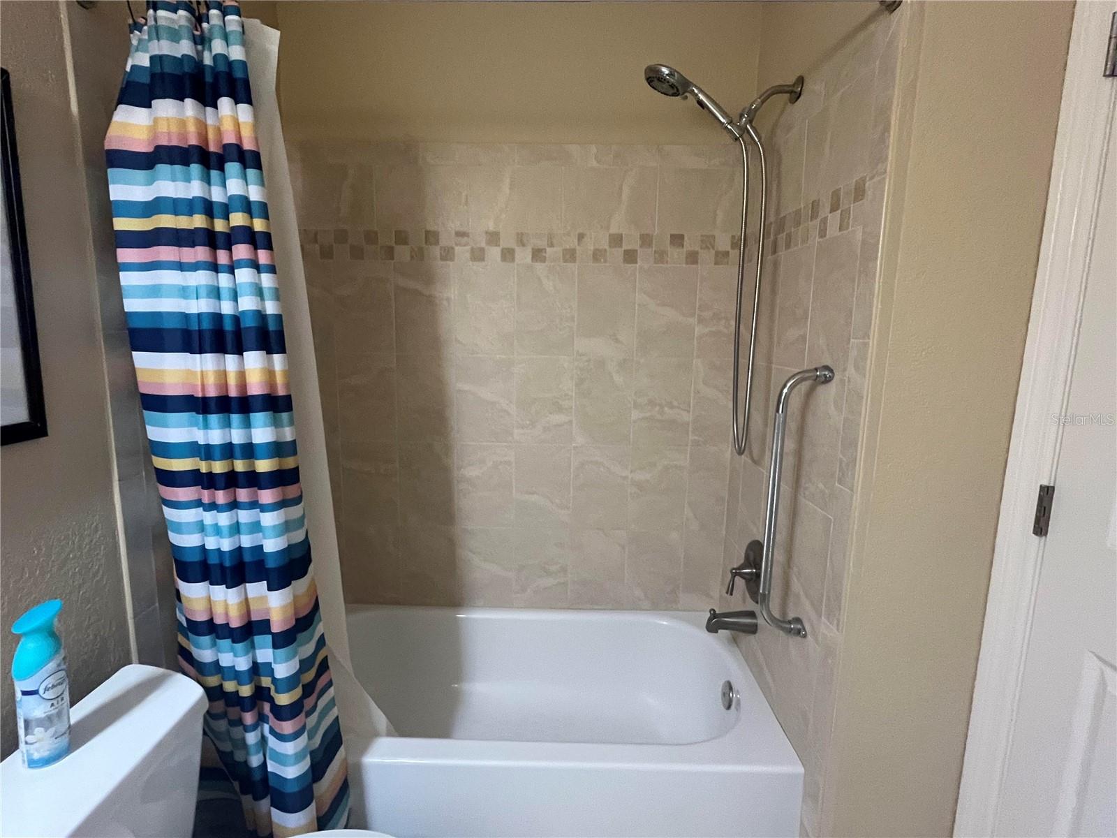 2nd Bath Shower