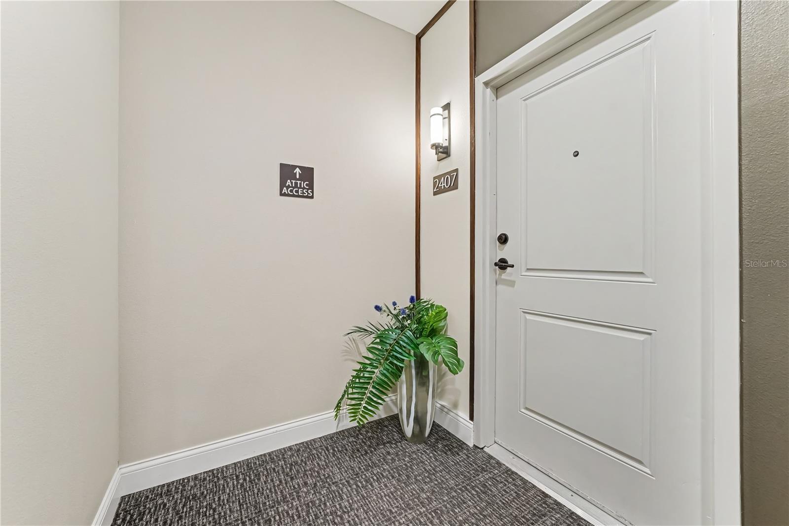Welcome home to your corner/end unity on the top floor of the most convenient location in the community.  Across from the amenities, including your community pool and Clubhouse, pickleball court, and fitness center!
