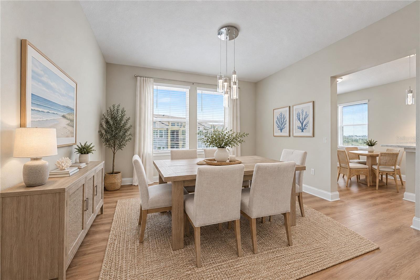 Virtually staged dining room
