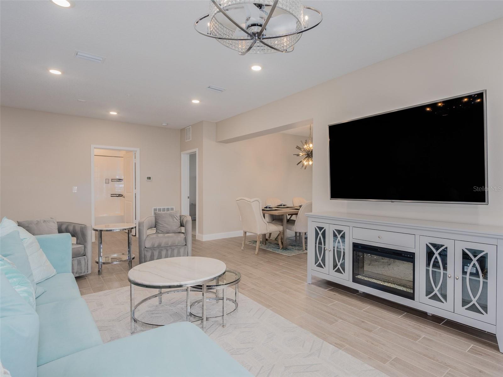 7517 LAUREATE BOULEVARD, #4303, Orlando, FL 32827